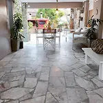 Anassa's - άνασσα * Katsíngrion