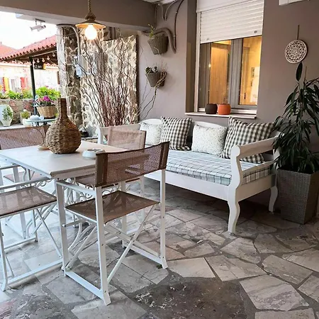 Anassa's - άνασσα Άγιος Ανδριανός